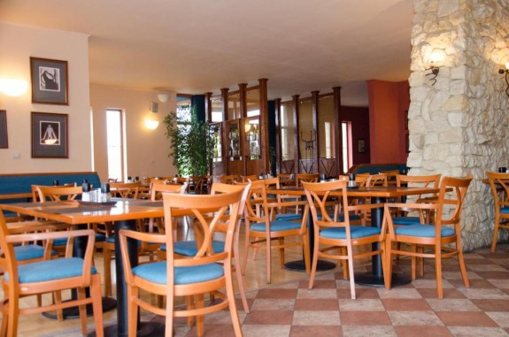 Restaurace